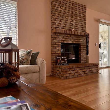 Golden Saddle Suite With Tv And Private Bathroom Hemet Εξωτερικό φωτογραφία