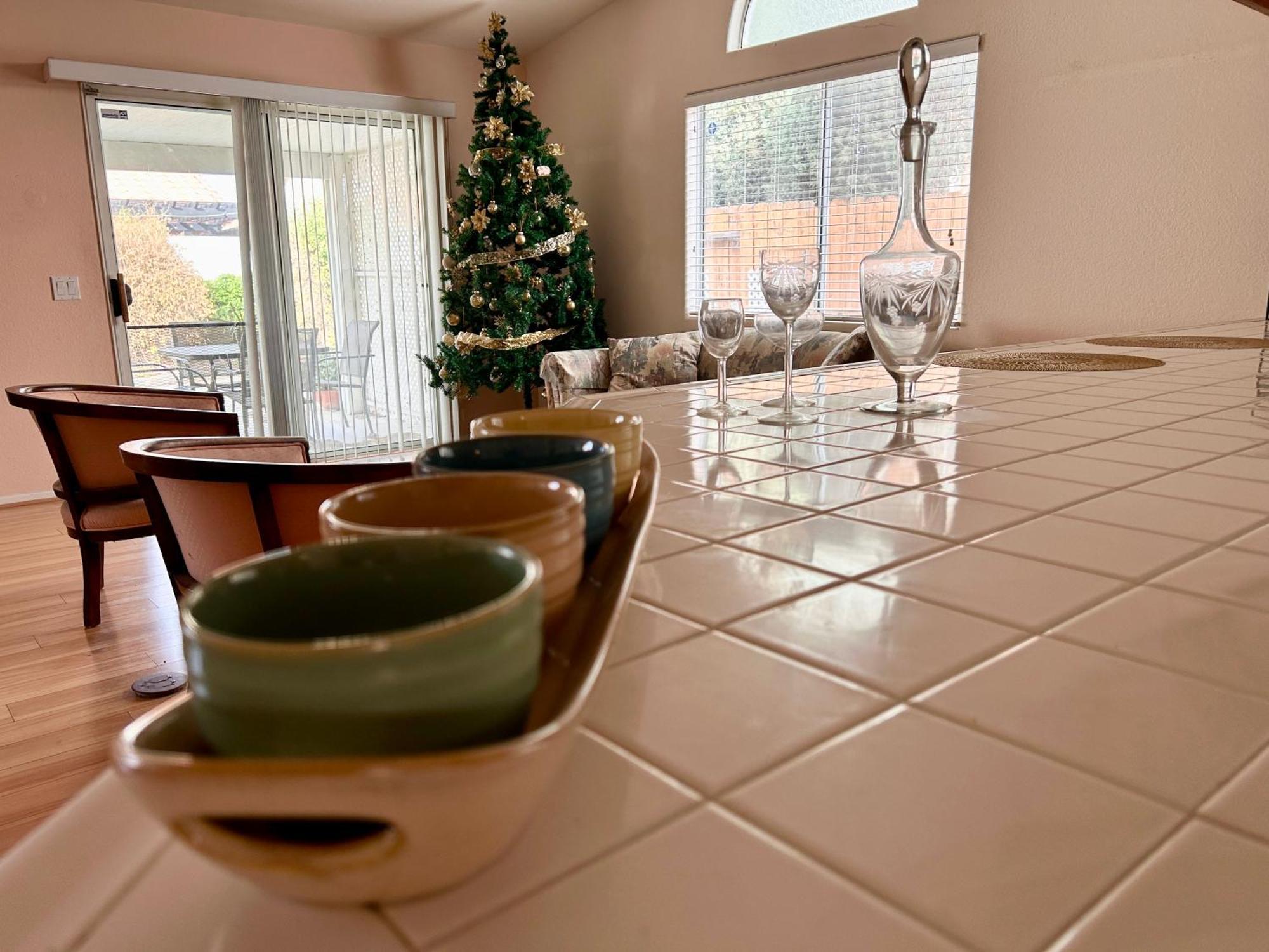 Golden Saddle Suite With Tv And Private Bathroom Hemet Εξωτερικό φωτογραφία